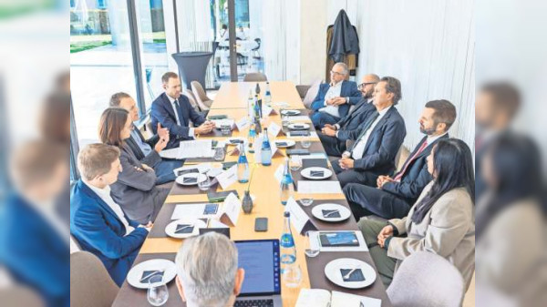 Round Table Wirtschaftskanzleien: Ohne Netz und doppelten Boden