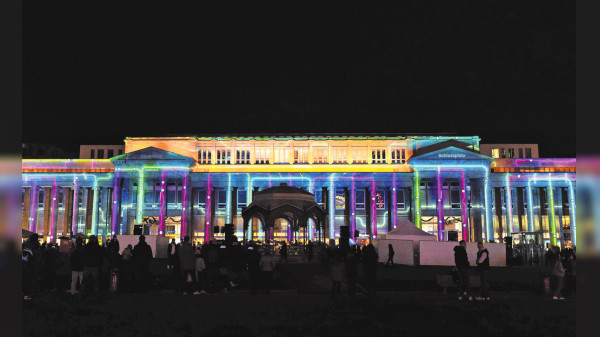 "Stuttgart leuchtet": Lange Einkaufsnacht