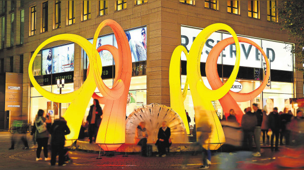 City-Initiative Stuttgart: Ein Lichtermeer in der Landeshauptstadt