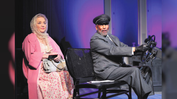 Theater in Ditzingen: Menschlich, warm und bewegend