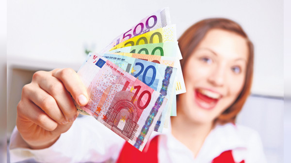 Was Azubis im Umgang mit Geld beachten sollten
