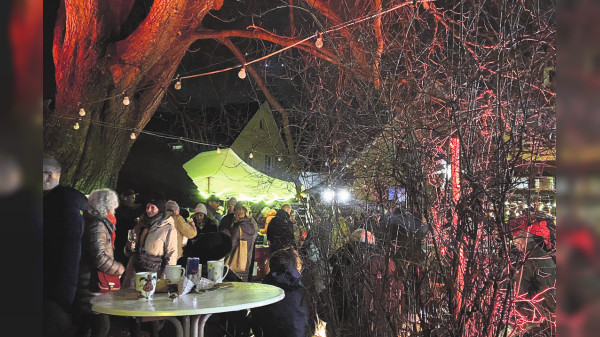 Obertürkheimer Weihnachtsmarkt, Uhlbacher Winterzauber und mehr