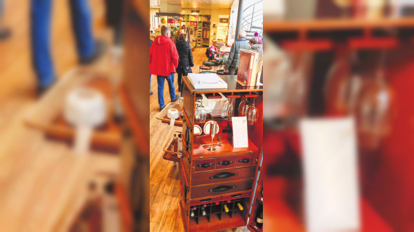 Verkaufsoffener Sonntag zum Pferdemarkt in Leonberg: Einsteigen, einkaufen und erleben