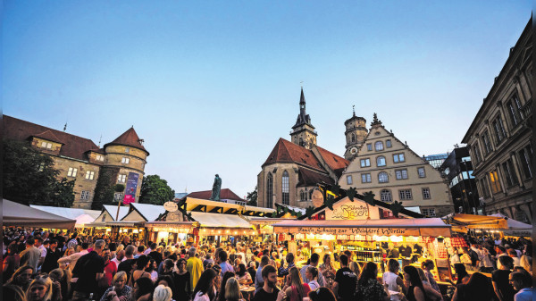 Stuttgarter Weindorf feiert groẞes Jubiläum