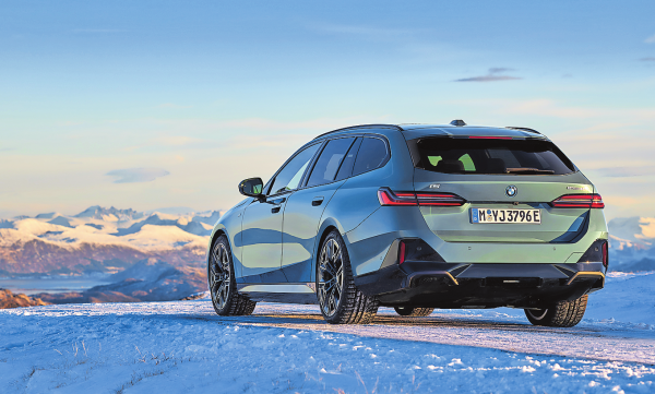 ix1 und i5 Touring: BMW surft auf der Elektro-Welle