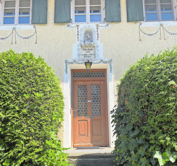 Leoni am Starnberger See: Treffpunkt aus Tradition