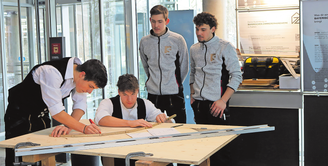 46. Berufs-Info-Markt in Bruck: 1001 Wege in die Zukunft