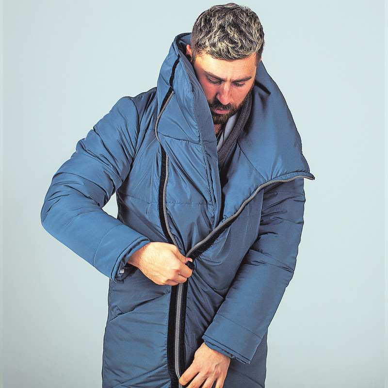 Münchner versus Reinigungsunternehmen: Luxus-Winterdaunenjacke mit Macken