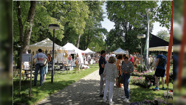 Genussmarkt in Tübingen: Flanieren, probieren und einkaufen gehen