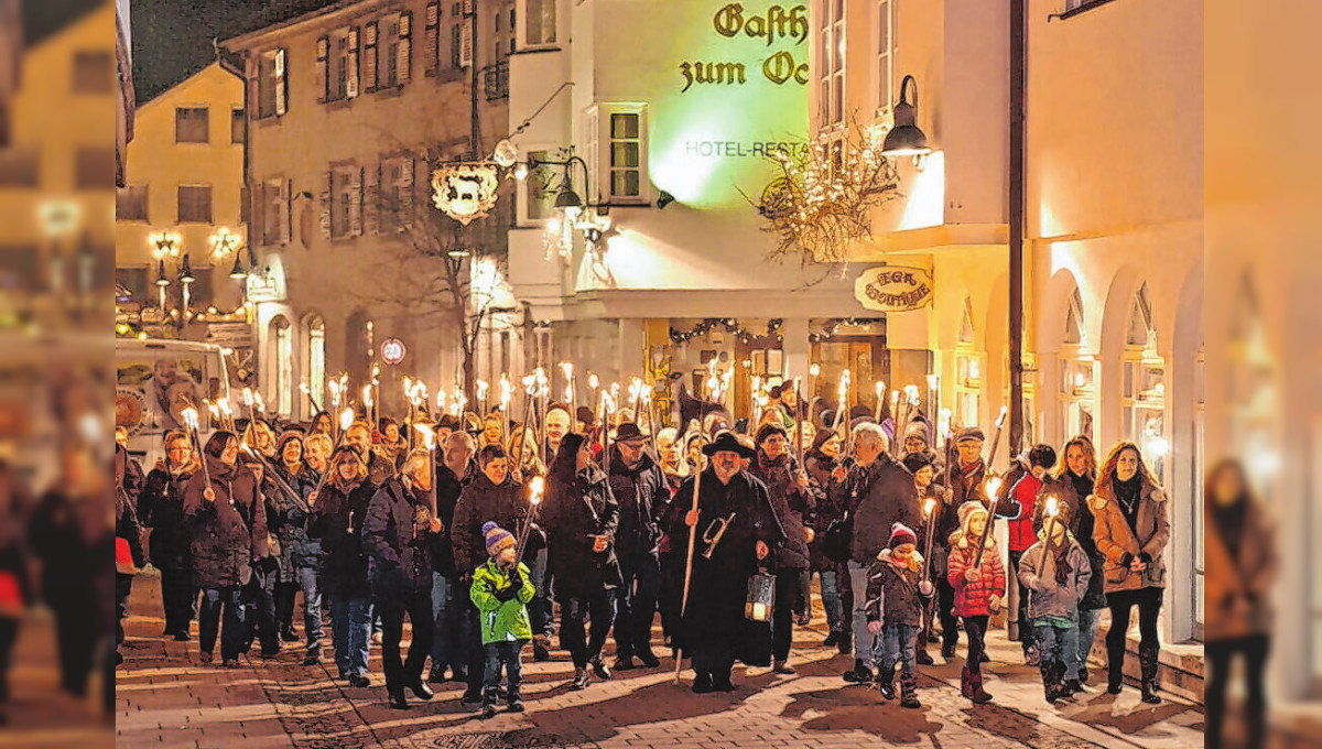 Ehinger Weihnachtsmarkt 2022, Fackelwanderung und Unterhaltungsprogramm 