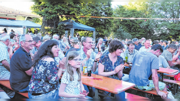 Albeck: Ein Dorf- und Familienfest