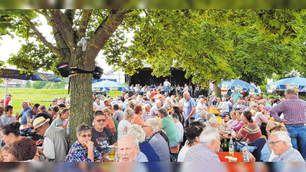 Göttingen: Gut 200 Helfer vor und hinter der Theke im Einsatz