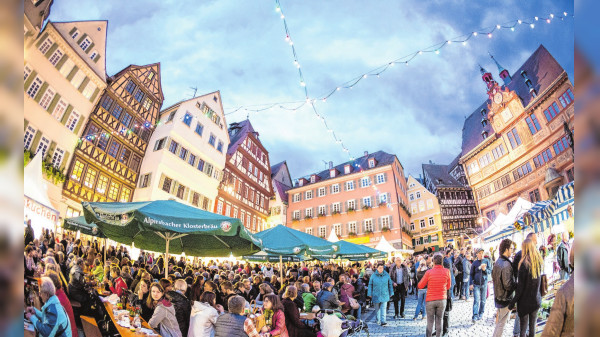 Umbrisch-Provenzalischer Markt in Tuebingen: Endlich ist wieder UPM