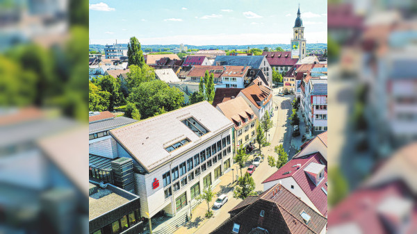 Sparkasse bleibt Nummer Eins