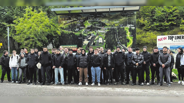 Azubis sind bei Prinzing Elektrotechnik in die Ausbildung gestartet