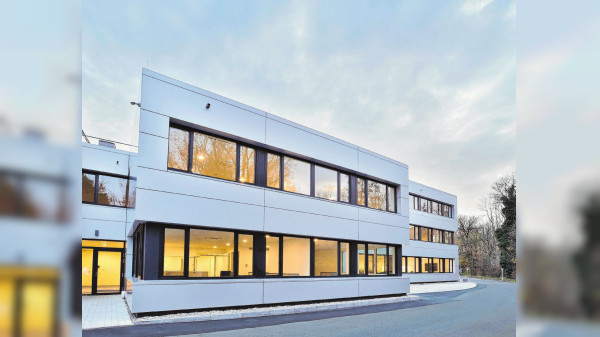 Neues Bürogebäude bei Wiedmann & Winz in Eislingen