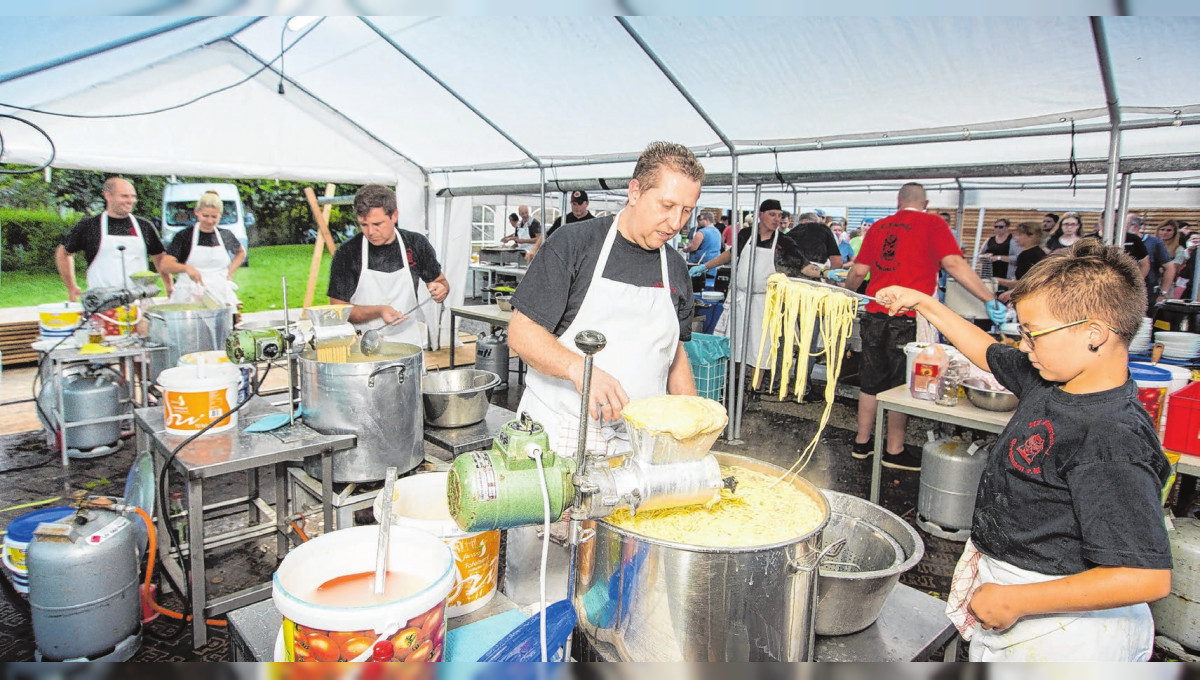 Gerhauser Spätzlesfest in Blaubeuren: Die Schwaben-Leibspeise in allen Variationen