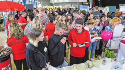 Haller Berufswahlmesse der Gemeinschaftsschule im Schulzentrum West: Perspektiven für die Zukunft