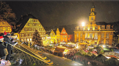 Glühweinduft und weihnachtlicher Lichterglanz rund um Schwäbisch Hall