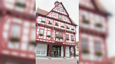 Uracher Bürgerbüro im Alten Rathaus: Historisches modern gestaltet