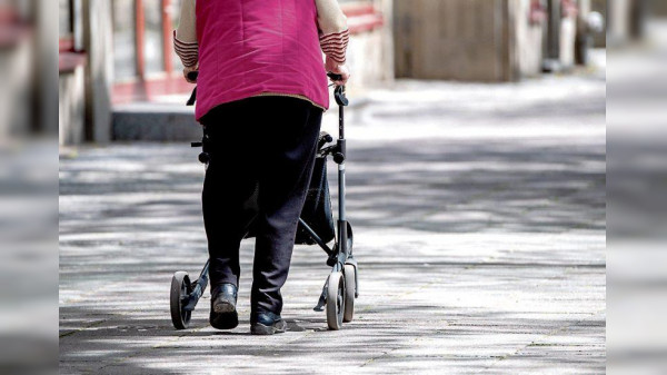 Diabetischer Fuß: Sitz von Einlagen prüfen lassen