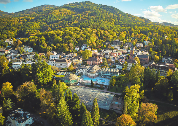 Badenweiler Tourismus: Goldener Herbst in Badenweiler