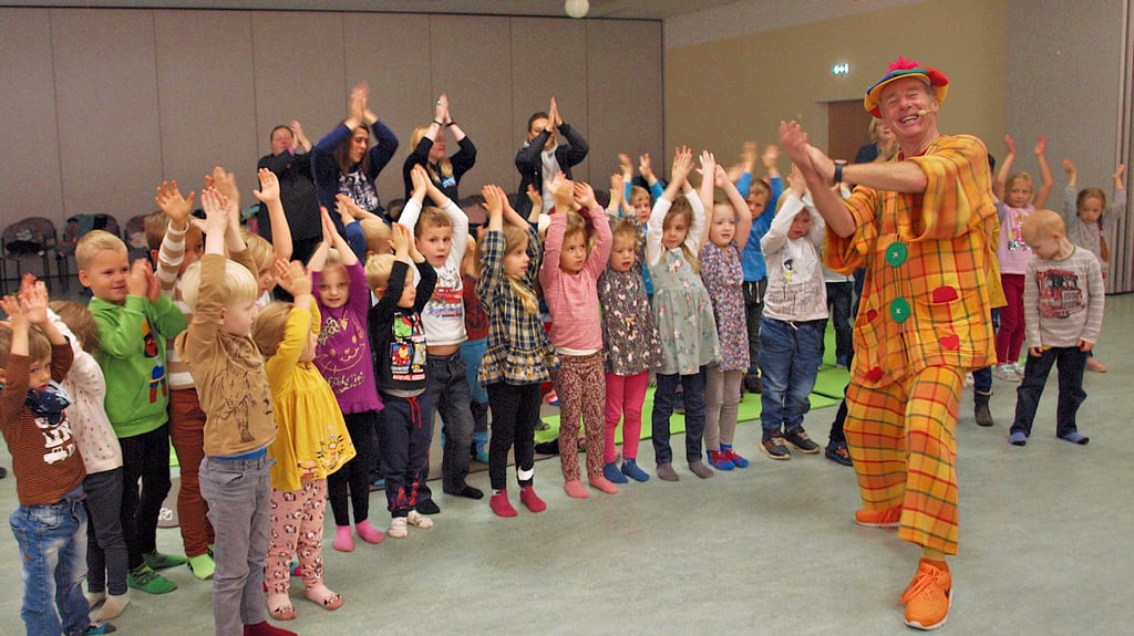 Der Internationale Kindertag im Integrationsdorf kam jüngst gut an. Um noch mehr Mädchen und Jungen die Chance auf eine Teilnahme zu geben, muss aber die Mobilität der Einrichtungen erhöhrt werden. 