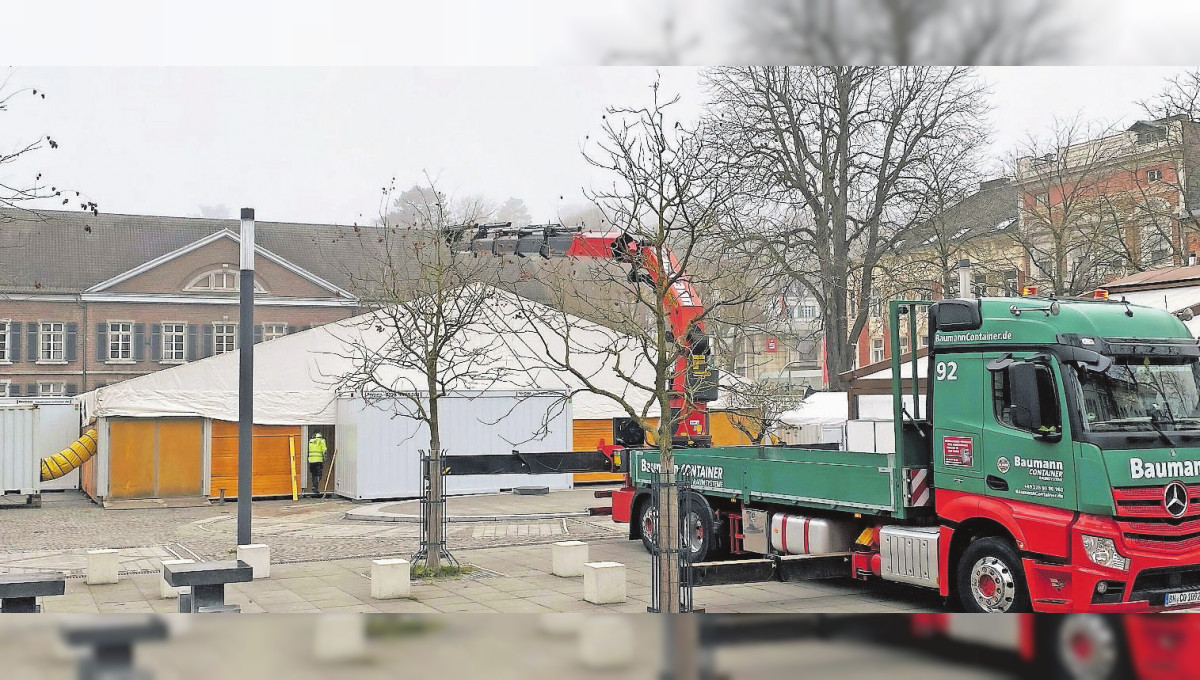 „Stolberg Comeback-Shopping"-Zelt füllt sich mit Leben