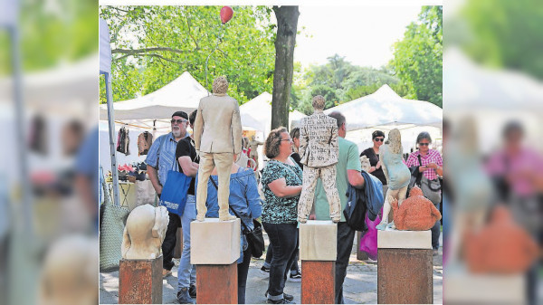 Kunsthandwerkerinnen-Markt in Jülich: Edel bis exzentrisch