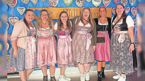 Oktoberfest in Berzbuir: Bayrische Feststimmung