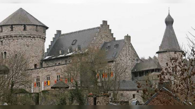 Burg für Einheimische und Touristen attraktiver machen