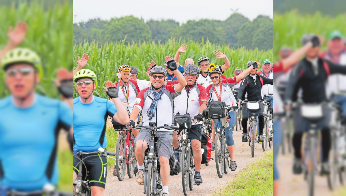 NRW-Radtour am Kaiserplatz