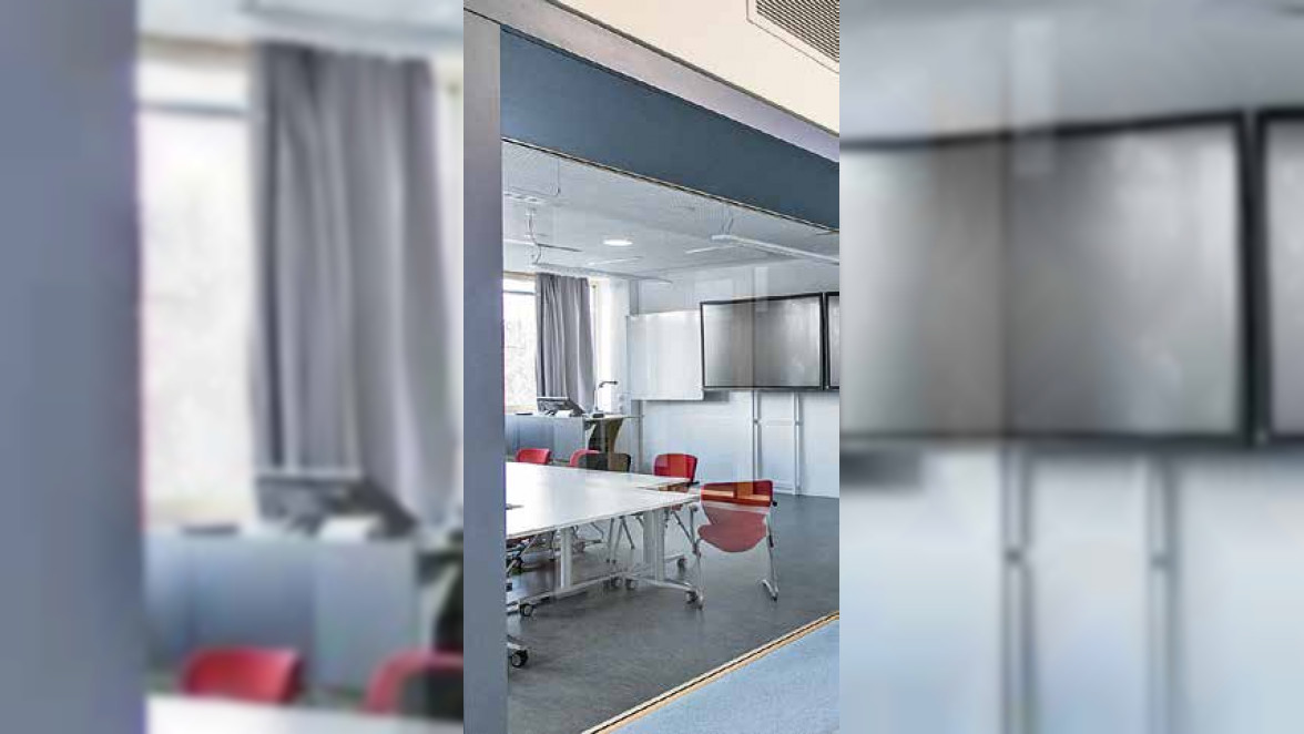 Warme Farben, offene Fenster -die neuen Klassenräume der FOS/BOS Foto: Ralf Lienert 