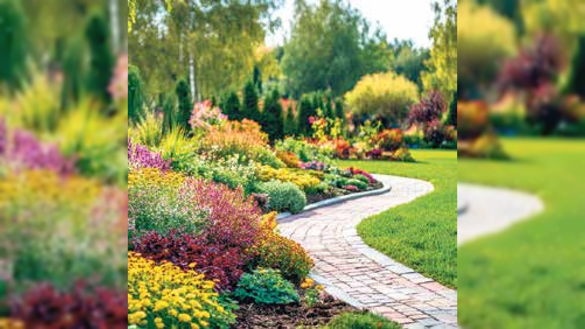 ZAUBERHAFTES GARTENPARADIES Mit Wasser und Erde beginnt, wie die große Welt des Schöpfers, die kleine Welt, die der Gartenzauber schafft. Rudolf Borchardt
