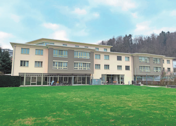 Stiftung azb entwickelt sich kontinuierlich weiter - zwei weitere Meilensteine realisiert