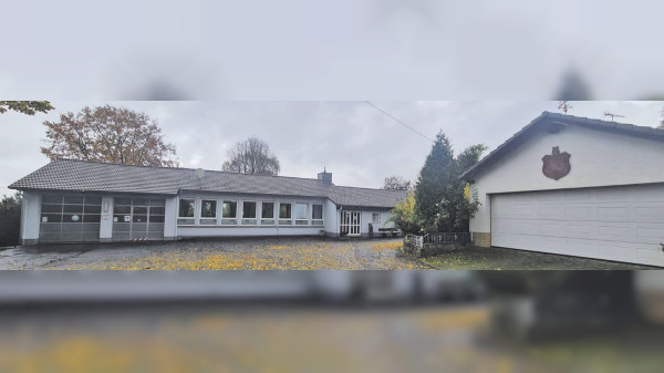 Das neue Feuerwehrhaus in Steinau-Sarrod wird feierlich eingeweiht