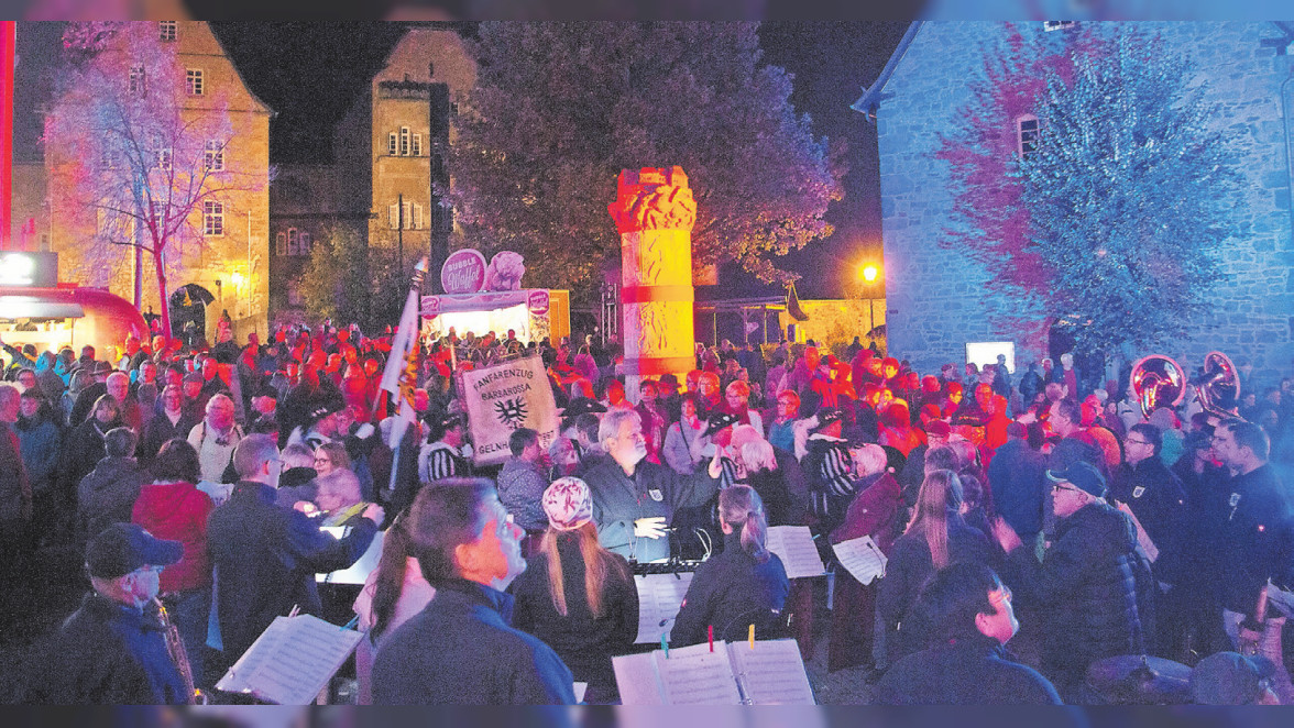Traditionsmarkt im Zeichen der Heimat in Steinau