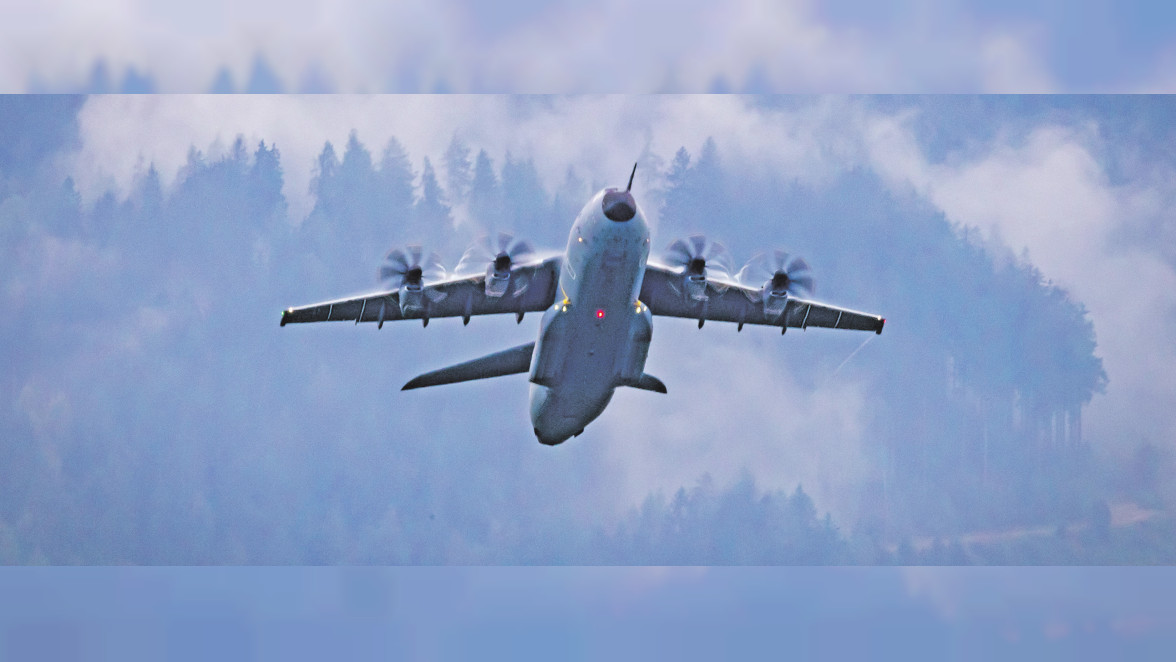 52. Flugplatzkerb und Deutschlands größte Flugshow