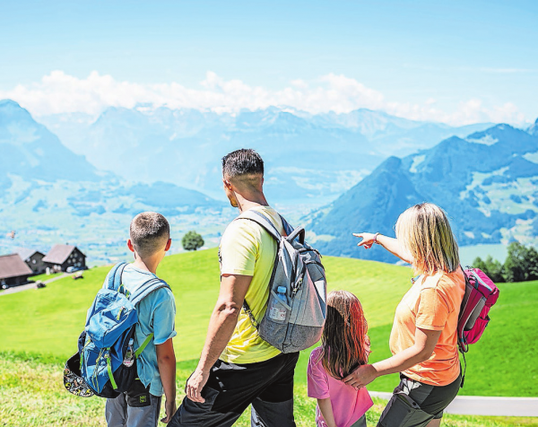Familienberg Sattel-Hochstuckli: Sommerfrische mit Aussicht