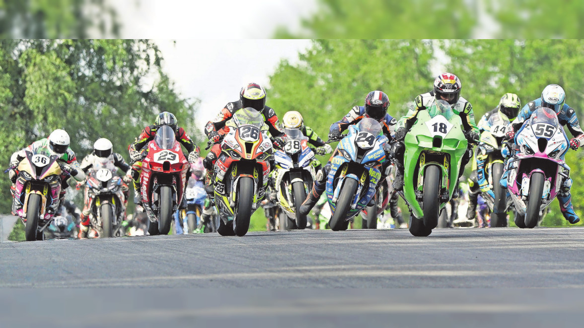 Frohburger Dreieckrennen: In der IRRC-KLASSE SUPERBIKE stehen die