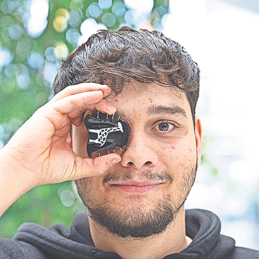 Steven Carqueija - DENTAURUM