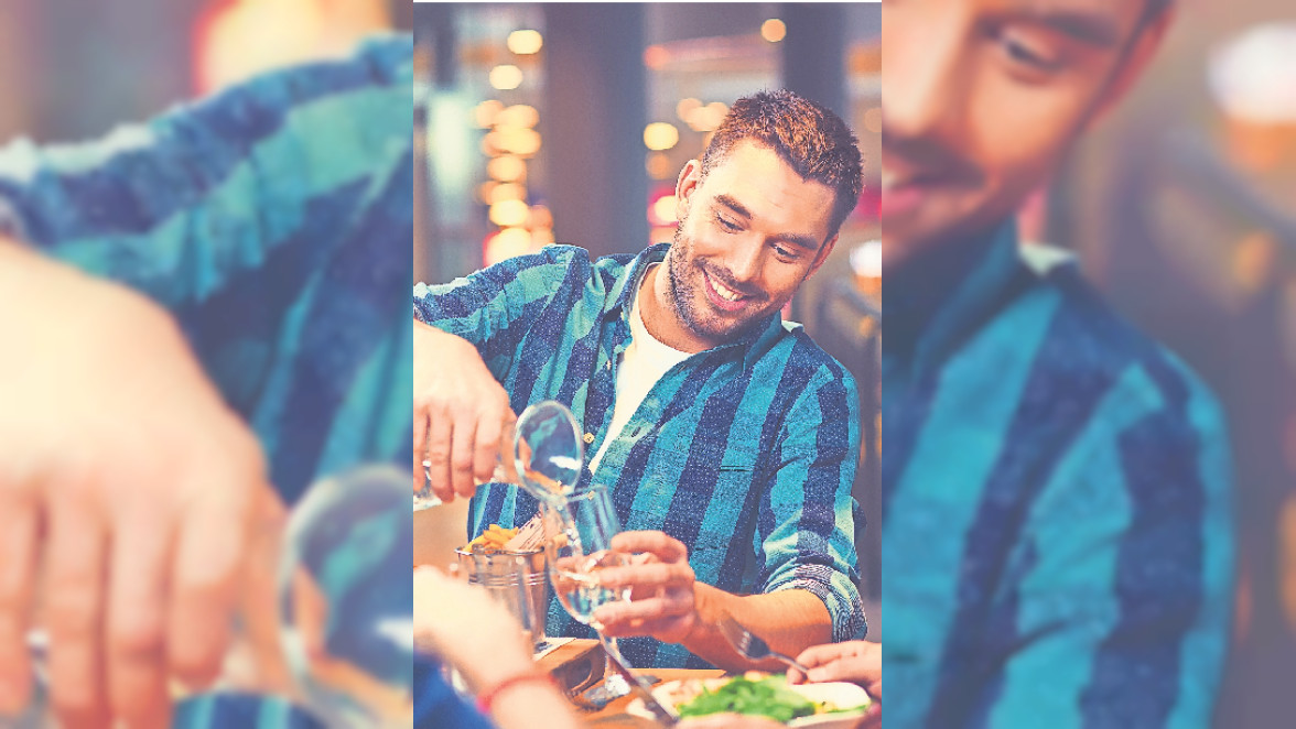 Wasser trinken hilft – wenn auch nicht gegen den Kater