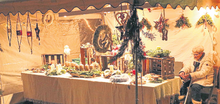 Nikolausmarkt in Ehrenbreitstein am 26. und 27. November auf dem Kapuziner Platz mit Glühwein, Kaffee, Kuchen und Waffeln 