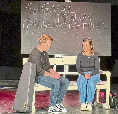 Musik-Theaterstück „Alice. Auf der Suche nach Menschlichkeit“