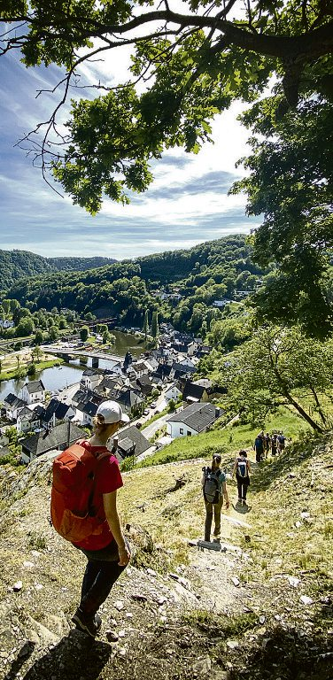Wanderblogger "Backpacker" auf dem Lahnwanderweg