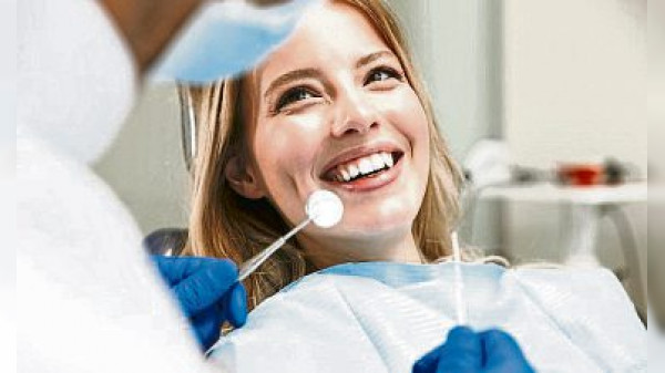 Praxis für Zahnheilkunde in Selters: "Implantate: Seit 25 Jahren erfolgreich in unserer Praxis!“