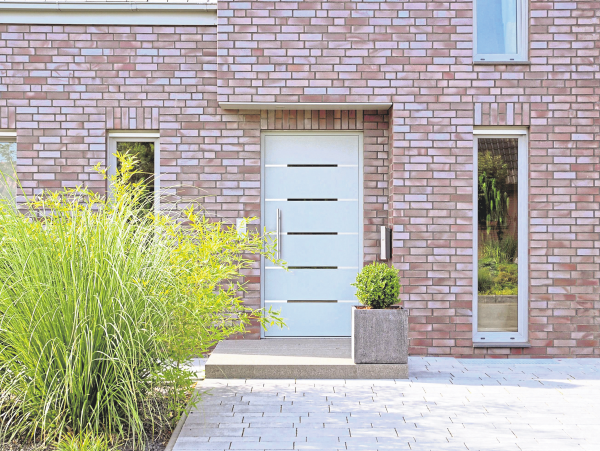 Energieverluste über alte Haustüren vermeiden