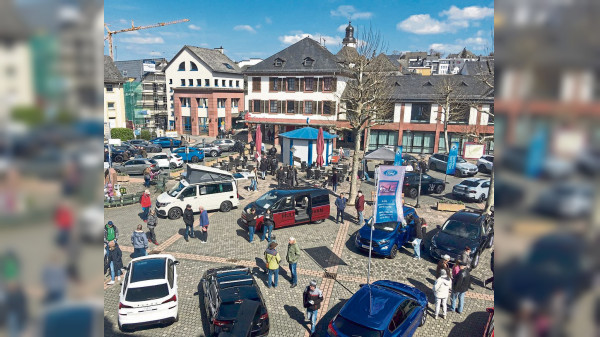 Autoschau in Simmern: Mit voller Kraft in den Autofrühling starten