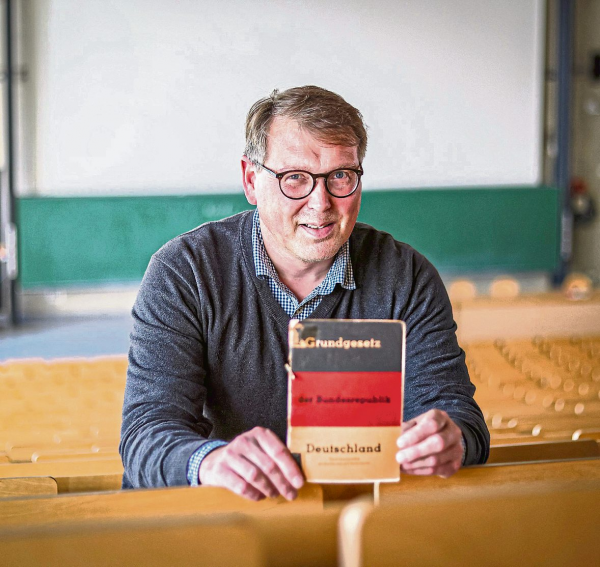 Gastbeitrag von Michael Hohlstein: 75 Jahre Grundgesetz und weiter?