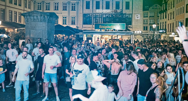 Koblenz - SchängelMarkt 2024: Wenn Tradition auf Beats trifft